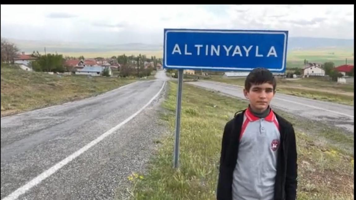 Öğrencimiz Serhat Kurt'un seslendirdiği ''Anadolu Sevgisi'' Şiiri